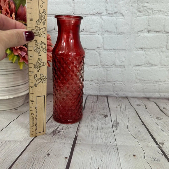 vintage DPS ENZO red quilted pattern Vase - Picture 2 of 7